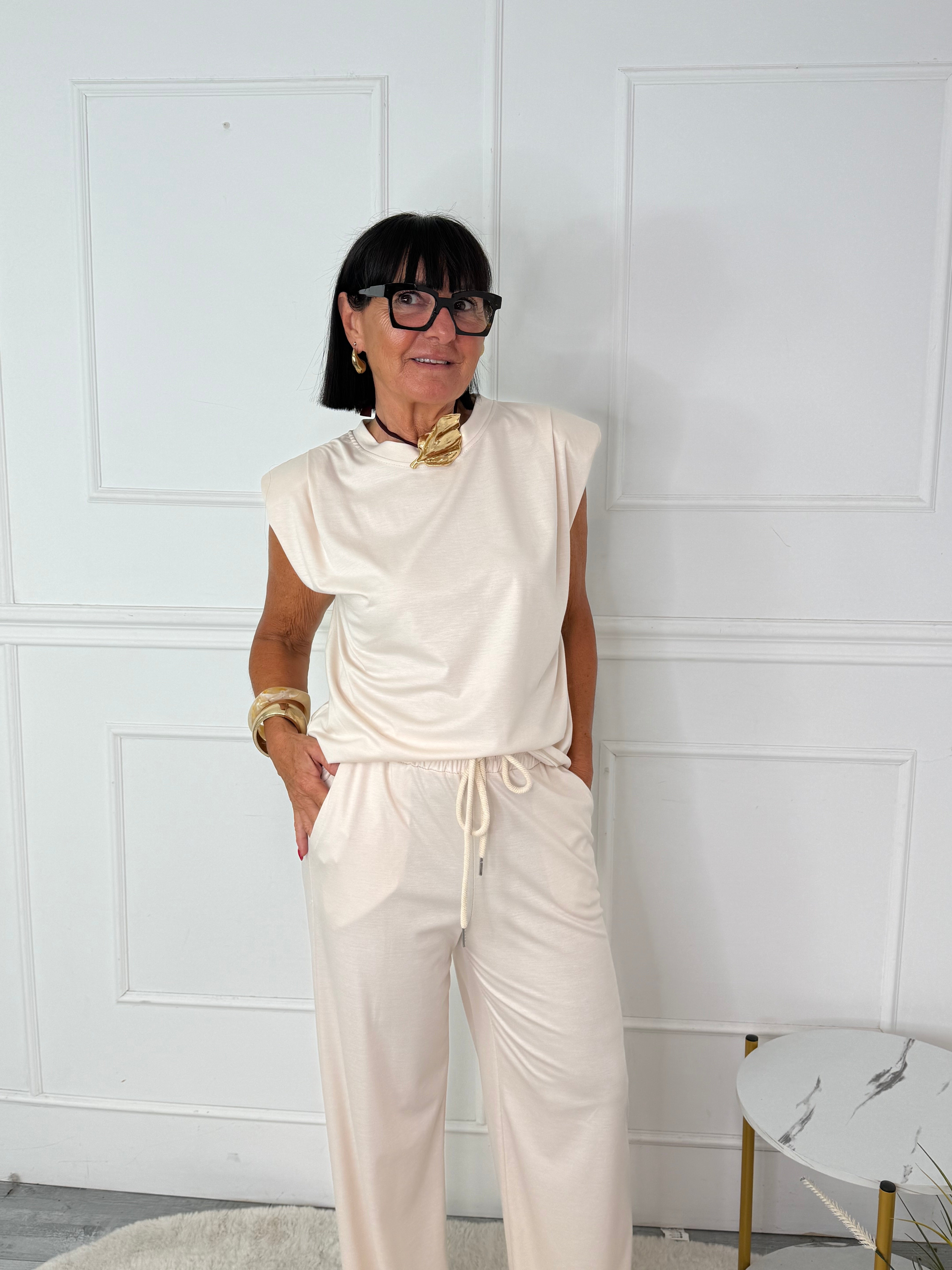 Completo Giulia Beige