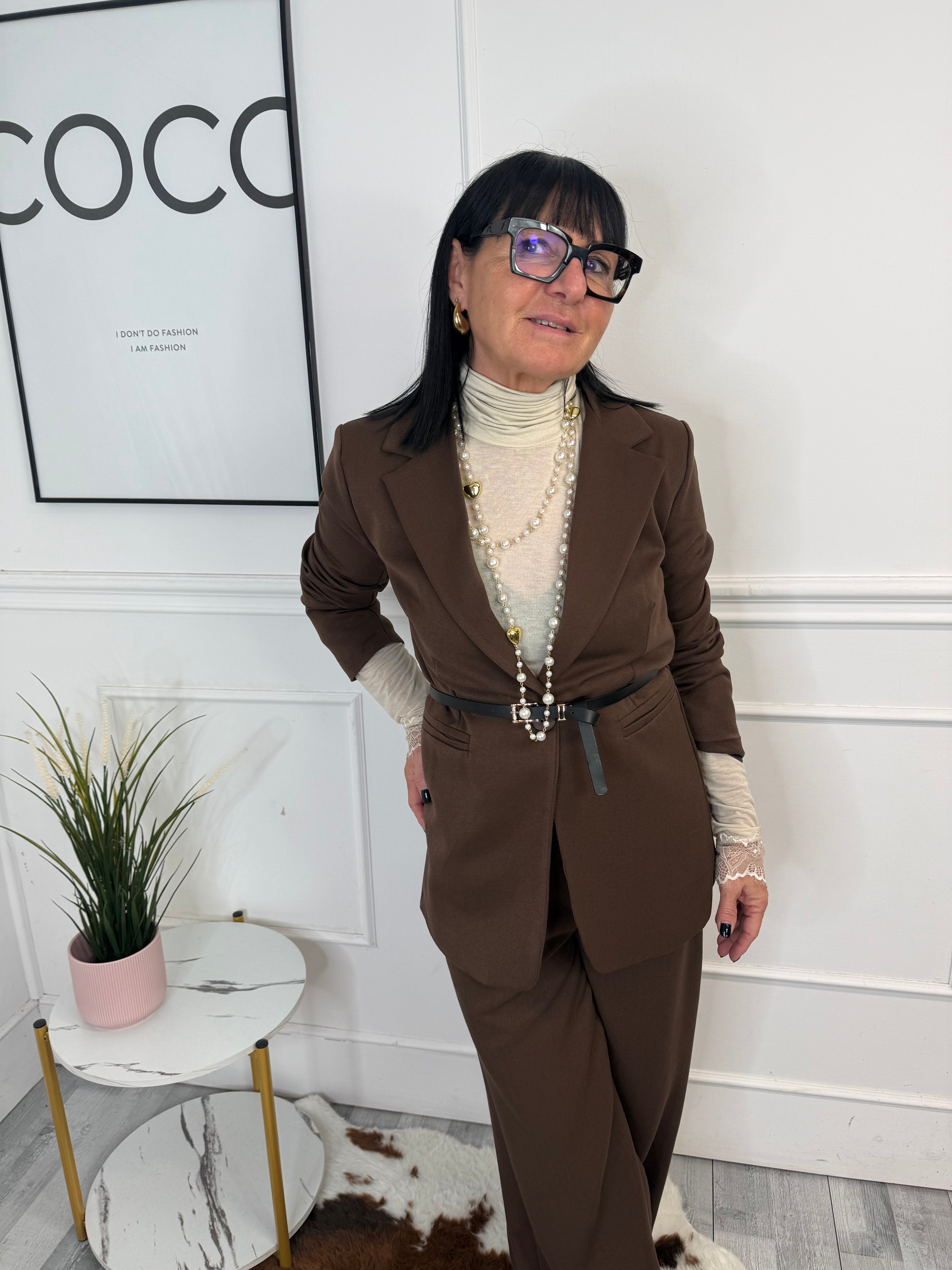 Completo Duchessa Marrone