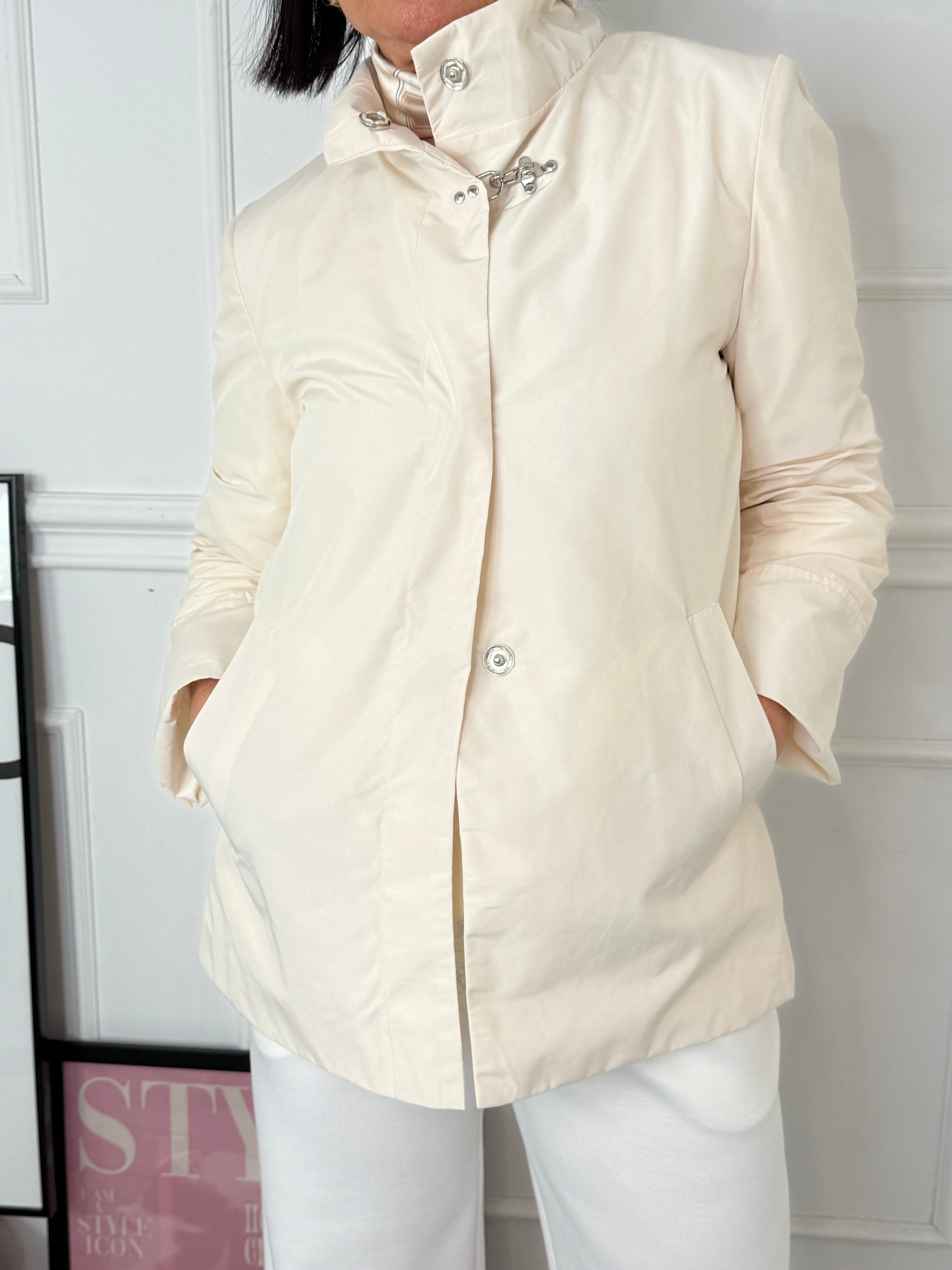 Giubbino Kate Avorio